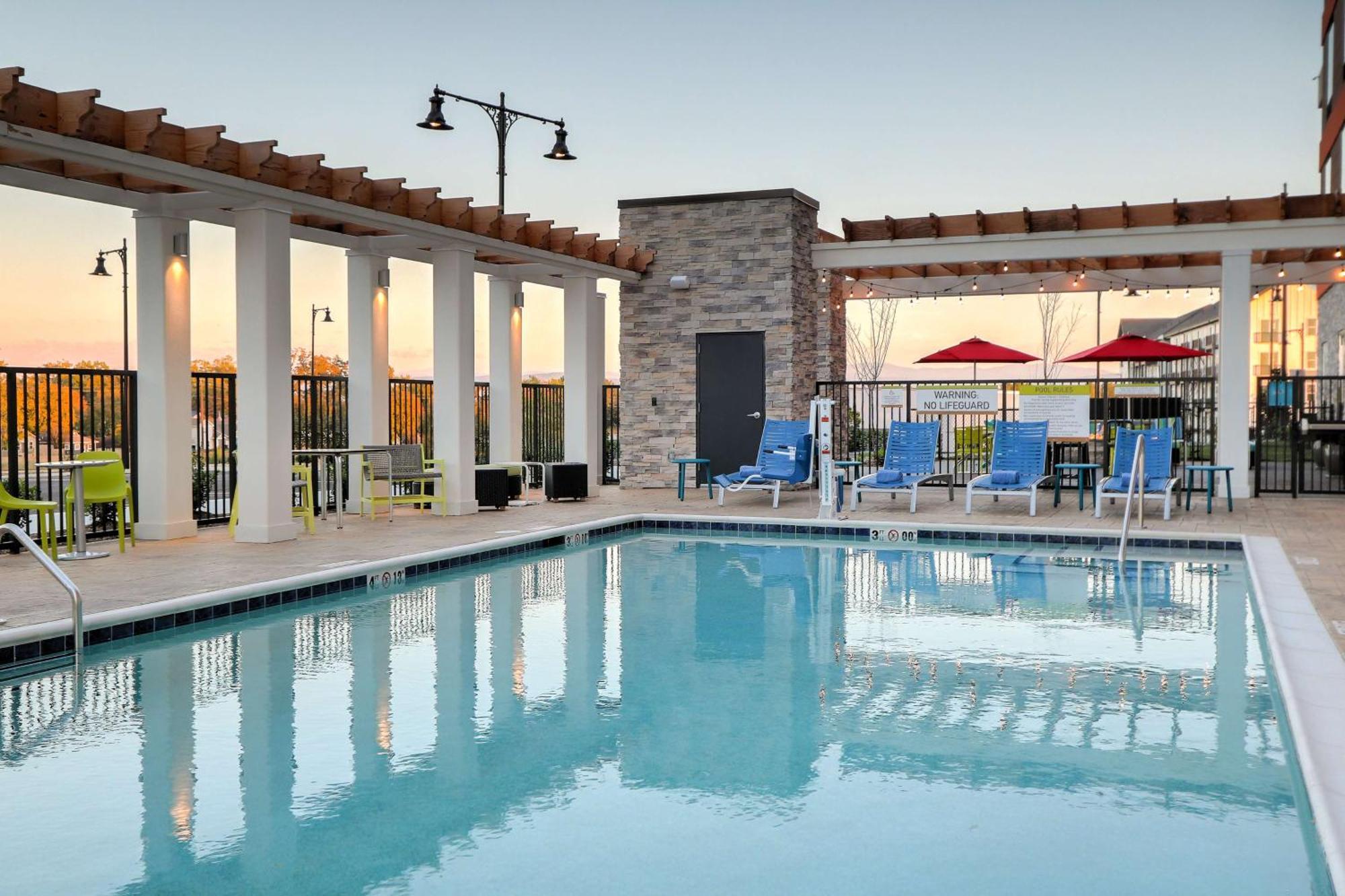 Home2 Suites By Hilton Alcoa Knoxville Airport Exterior foto